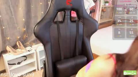 Snapshot of michel_momsen chatting on 11.14.25 Michel online show from 11.14.25