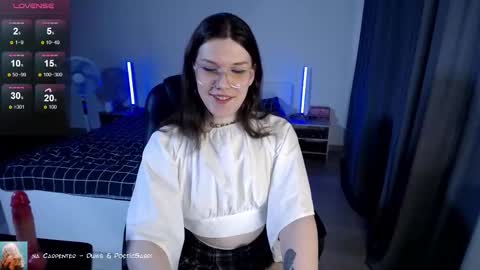 Snapshot of micheledoll chatting on 10.15.25 MicheleDoll online show from 10.15.25