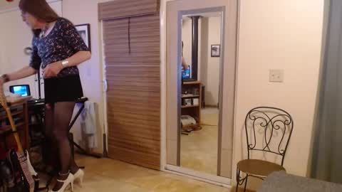 Michelle online show from 03.03.25