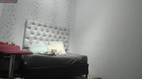 michelle perla online show from 10.28.25