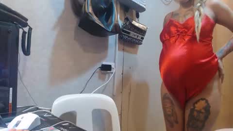 michelle_ux online show from 10.06.25