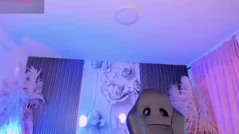 michellepreston_ online show from 07.11.26