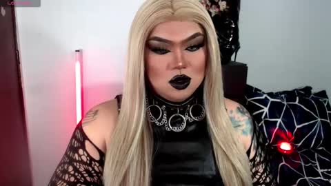 Snapshot of michellevixen921 chatting on 11.06.25 Michelle online show from 11.06.25