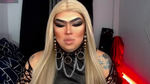 Snapshot of michellevixen921 chatting on 11.20.25 Michelle online show from 11.20.25