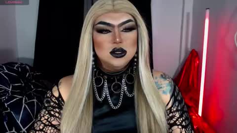 Snapshot of michellevixen921 chatting on 11.25.25 Michelle online show from 11.25.25