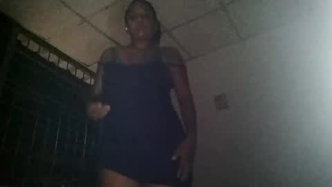 Snapshot of michellhot886 chatting on 11.27.25 michellhot886 online show from 11.27.25