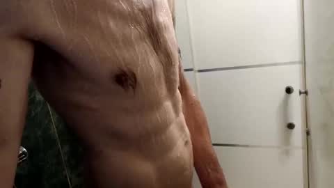 Snapshot of mickavis1975 chatting on 11.17.25 mickavis1975 online show from 11.17.25