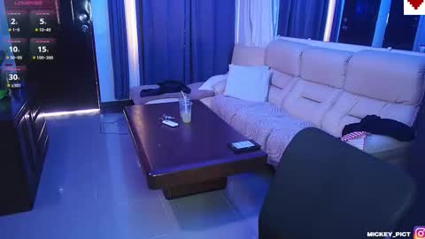 Mickey online show from 11.03.25