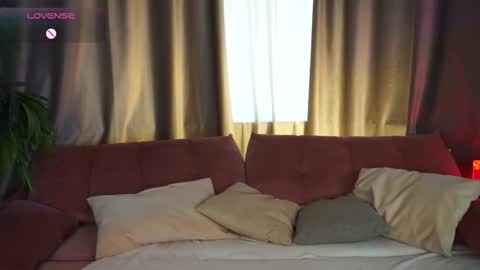 Snapshot of mickeydior chatting on 09.14.25 mickeydior online show from 09.14.25