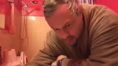 mickeyguy2000 online show from 10.21.25