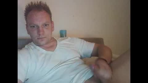 mickkxl online show from 12.15.25