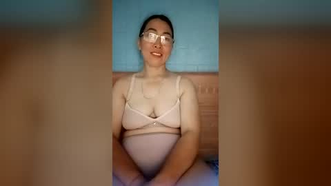 Snapshot of mickye00 chatting on 06.14.26 Miky online show from 06.14.26