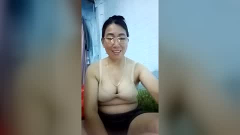 Snapshot of mickye00 chatting on 06.30.26 Miky online show from 06.30.26