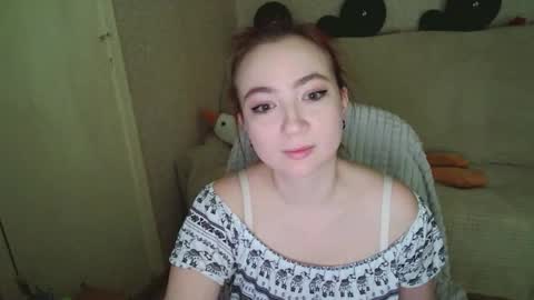 Snapshot of mickywood chatting on 12.21.25 Micky online show from 12.21.25