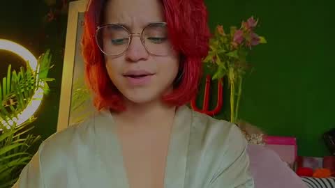 Snapshot of midas307k chatting on 01.05.25 Midas online show from 01.05.25