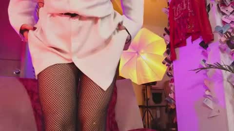 Snapshot of midas307k chatting on 03.11.25 Midas online show from 03.11.25