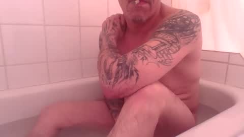 Snapshot of middle123456783939 chatting on 12.15.25 middle123456783939 online show from 12.15.25