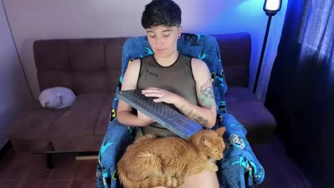 Blue online show from 09.25.25