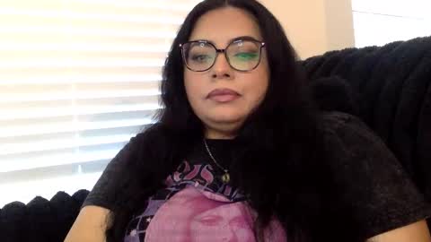 midnightbruja111 online show from 10.20.25