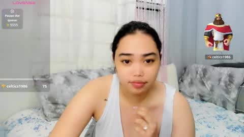 Snapshot of midnightbunny_ chatting on 01.07.26 Bunny 3 online show from 01.07.26