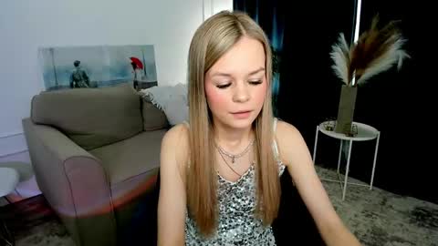 midnighteaura online show from 05.10.26