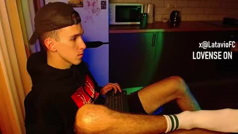 Snapshot of midnighter__ chatting on 09.28.25 Alexey or just Alex online show from 09.28.25