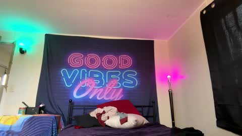 midnightmochi2 online show from 04.03.26