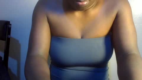midnightt_curves online show from 06.30.26