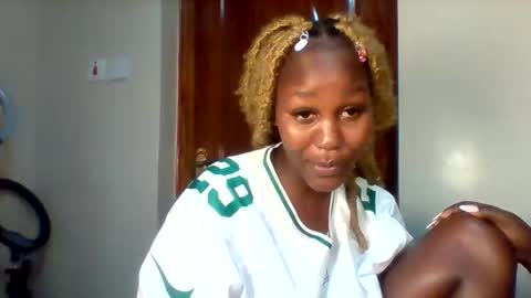 Snapshot of midnightt_tease chatting on 09.14.25 midnightt_tease online show from 09.14.25