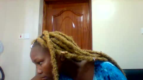 Snapshot of midnightt_tease chatting on 09.16.25 midnightt_tease online show from 09.16.25