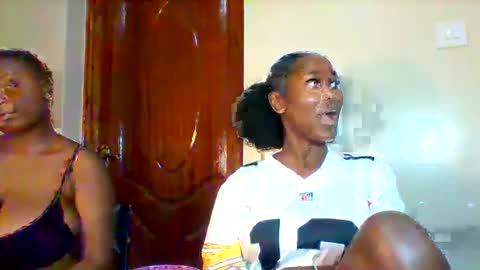 Snapshot of midnightt_tease chatting on 09.27.25 midnightt_tease online show from 09.27.25