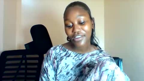 Snapshot of midnightt_tease chatting on 10.15.25 midnightt_tease online show from 10.15.25