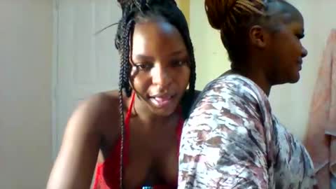 Snapshot of midnightt_tease chatting on 11.19.25 midnightt_tease online show from 11.19.25