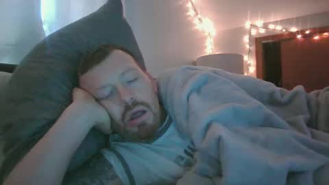 Snapshot of midtownhustler chatting on 09.30.25 midtownhustler online show from 09.30.25