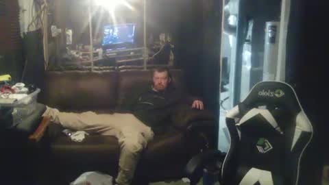 Snapshot of midtownhustler chatting on 10.24.25 midtownhustler online show from 10.24.25