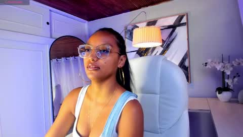miel_ambar online show from 04.17.26