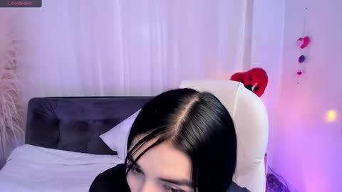 Snapshot of miel_gomez chatting on 02.25.25 miel_gomez online show from 02.25.25