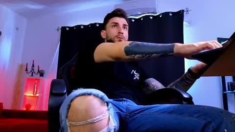 MightyAaron online show from 02.19.26