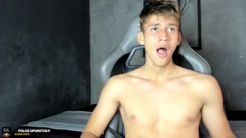 Snapshot of miguel_hz chatting on 12.04.24 Miguel Hernandez online show from 12.04.24