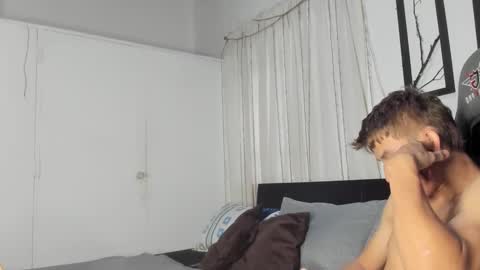 Snapshot of miguel_hz chatting on 02.22.25 Miguel Hernandez online show from 02.22.25