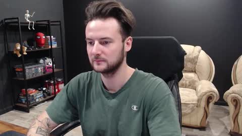 Snapshot of mihasikd chatting on 11.29.25 Misha Winchester online show from 11.29.25