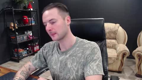 Misha Winchester online show from 12.22.25