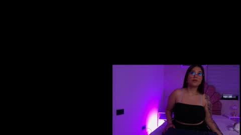 Mia  online show from 11.07.25