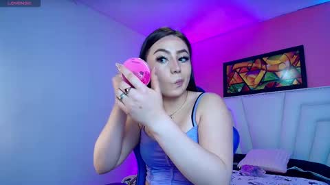 Miia Paris online show from 03.11.26