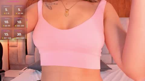 Mia  online show from 02.18.26