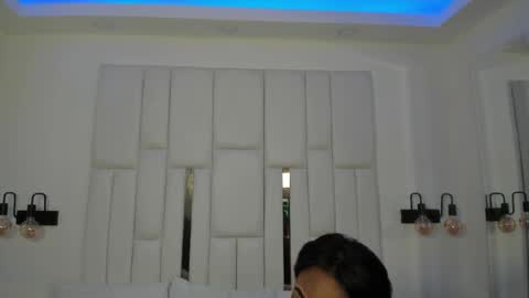 Miia Schwarz  online show from 09.10.25