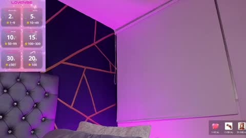 Mia online show from 04.11.26