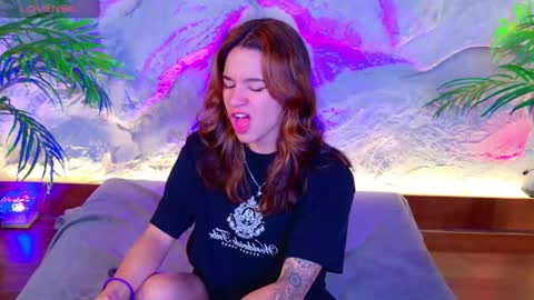  CALL ME MIA  online show from 04.25.26