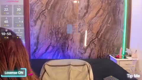 Mia collins online show from 11.28.25