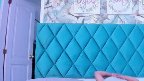 Mia Coopper online show from 09.20.25